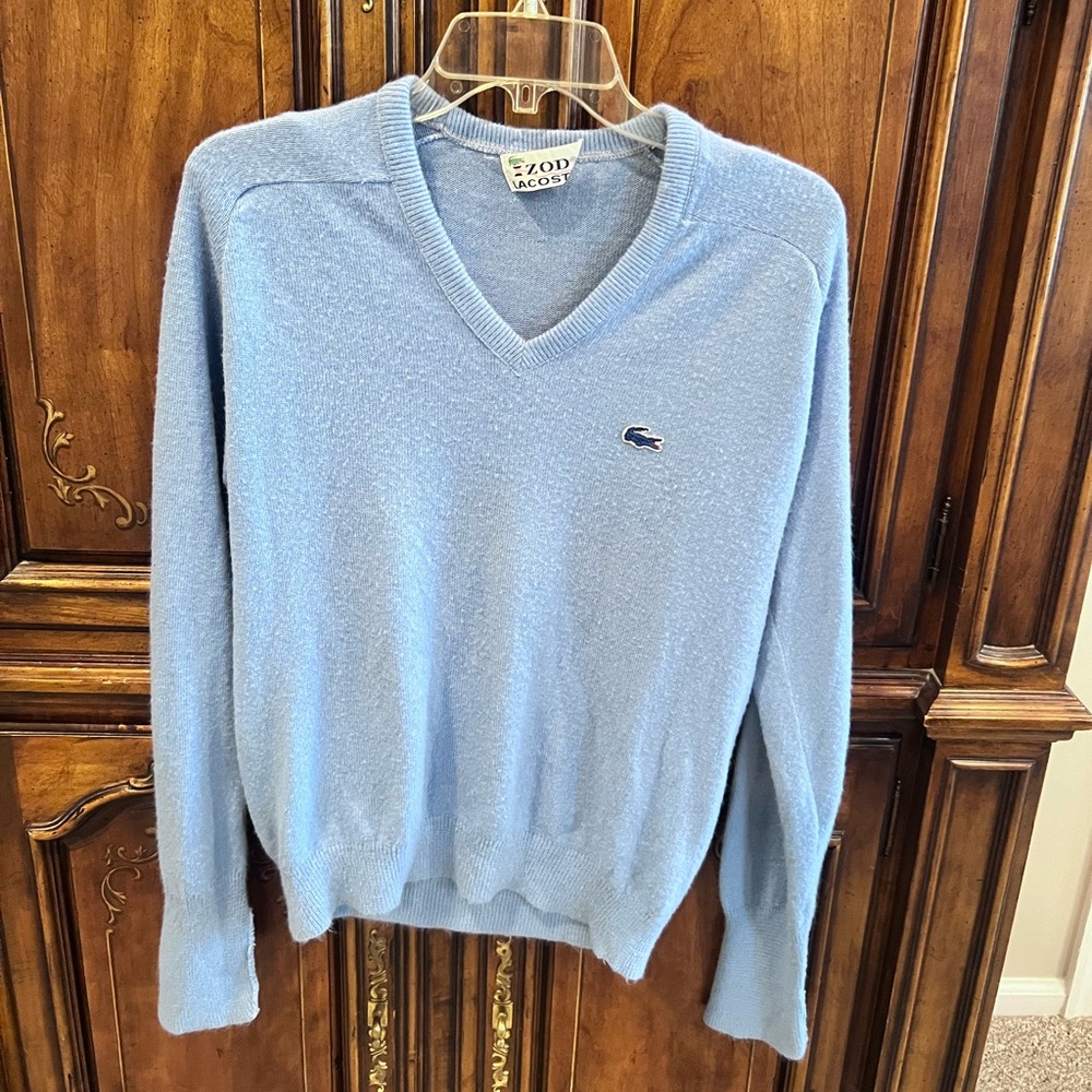Vintage Izod Lacoste VNeck Lightweight Sweater